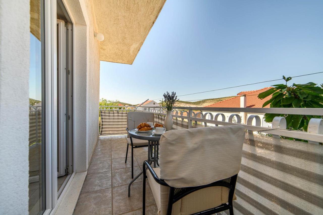 Apartments Kardum Sibenik Luaran gambar